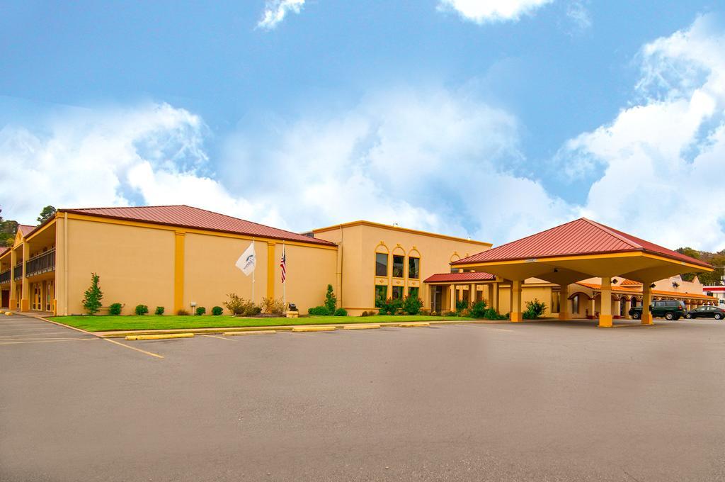 Howard Johnson By Wyndham Conway Luaran gambar